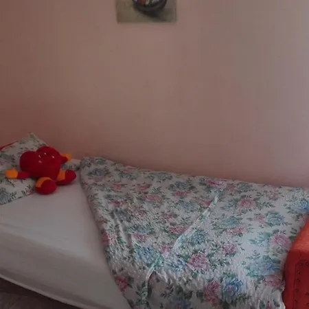 On 4th Floor With A Huge Balcony! 10 Min Away From Metro! * Thessaloniki