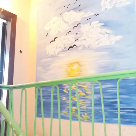 Apartment On 4th Floor With A Huge Balcony! 10 Min Away From Metro!
